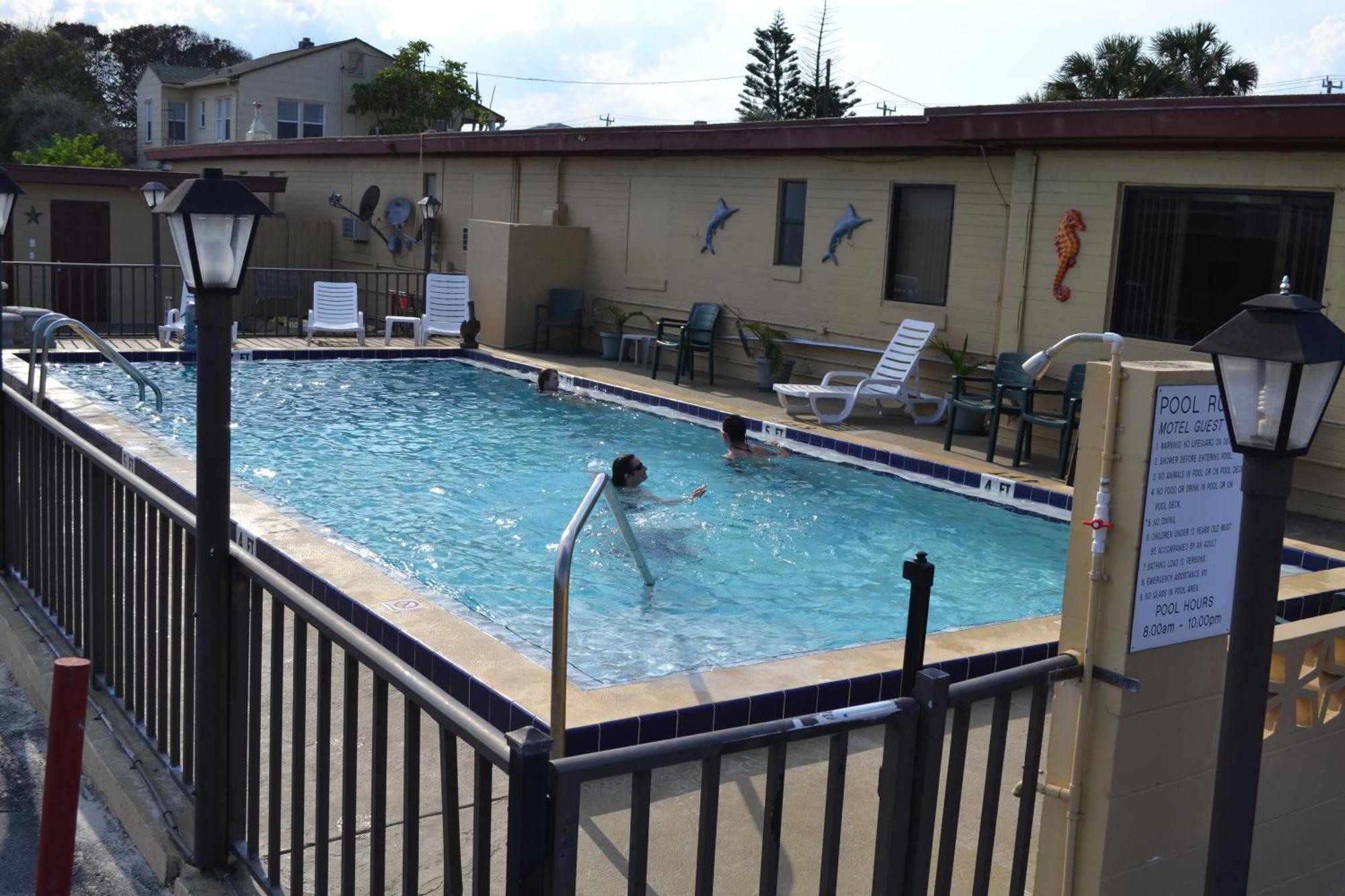 Atlantic Economy Inn Daytona Beach Bagian luar foto
